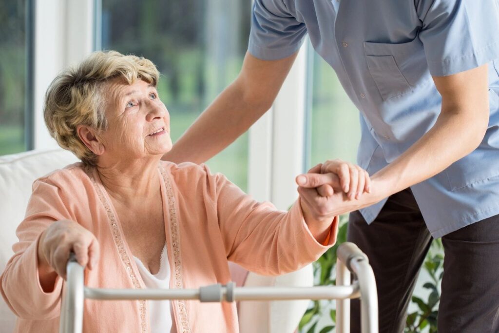 Senior Living las vegas helping grandma